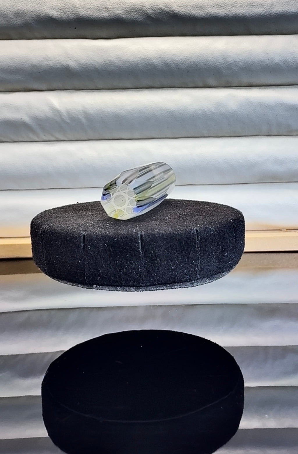 Ivory to Pink CFL Dual UV || 11mm X 3.6cm GT-R.19 Exotic Diamond Faceted—Y01 Original Hand Sculpted One-Of-One Geometric Glass Art