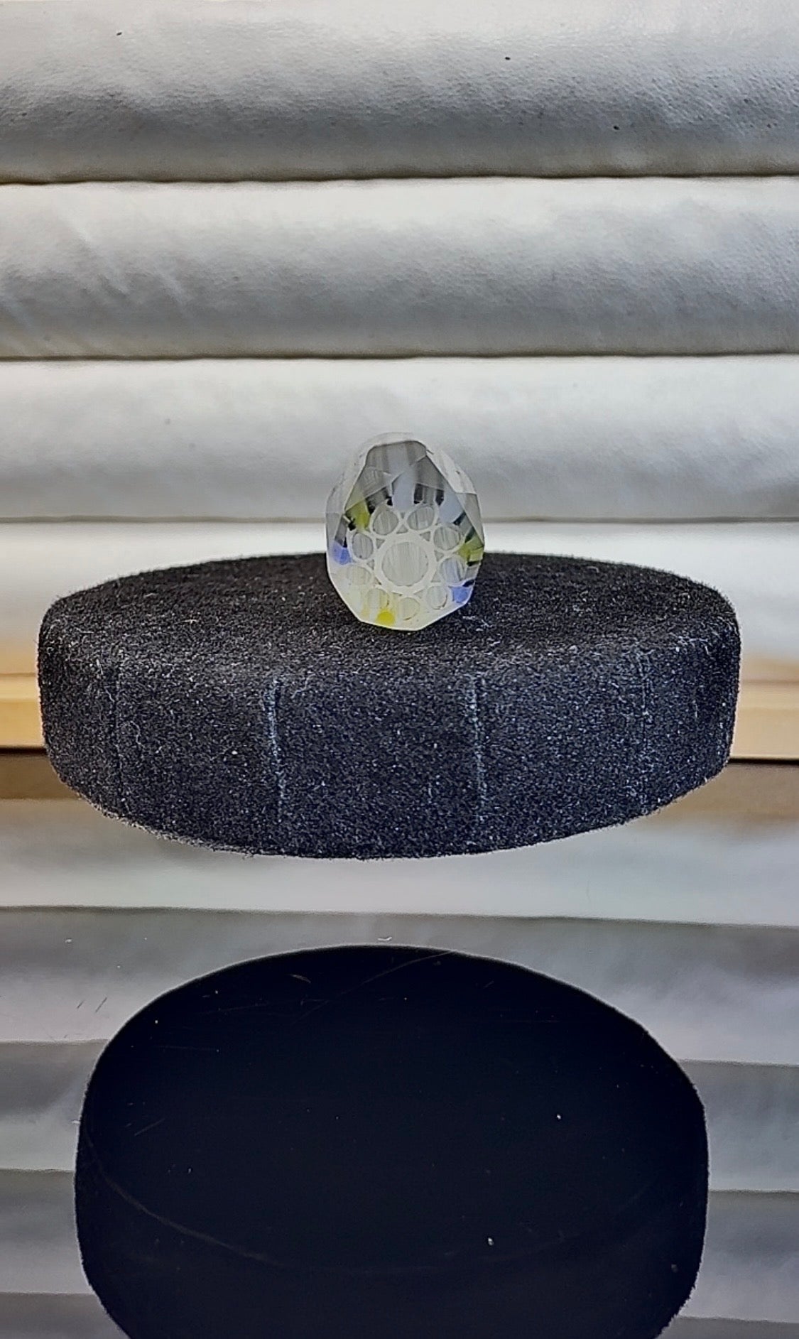 Ivory to Pink CFL Dual UV || 11mm X 3.6cm GT-R.19 Exotic Diamond Faceted—Y01 Original Hand Sculpted One-Of-One Geometric Glass Art