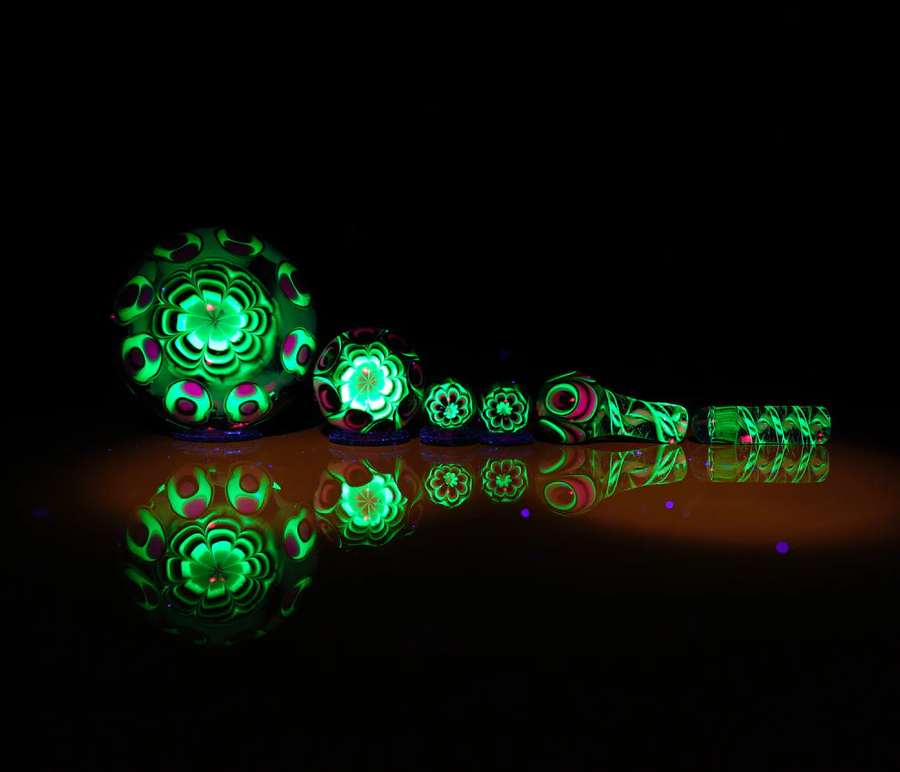 Master Marble 6 series || B&W Dot-stacked UV Reactive Uranium Glass||