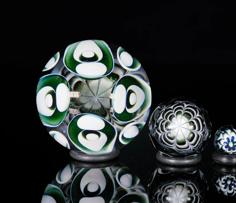 Master Marble 6 series || B&W Dot-stacked UV Reactive Uranium Glass||