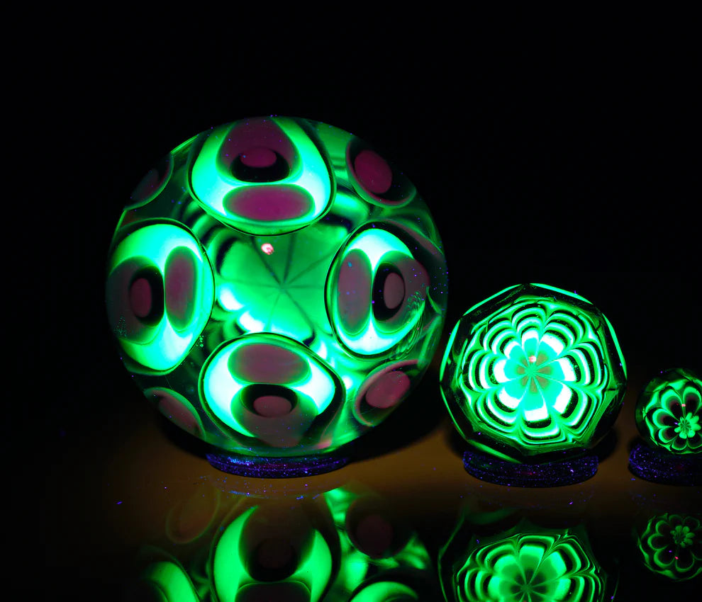 Master Marble 6 series || B&W Dot-stacked UV Reactive Uranium Glass||