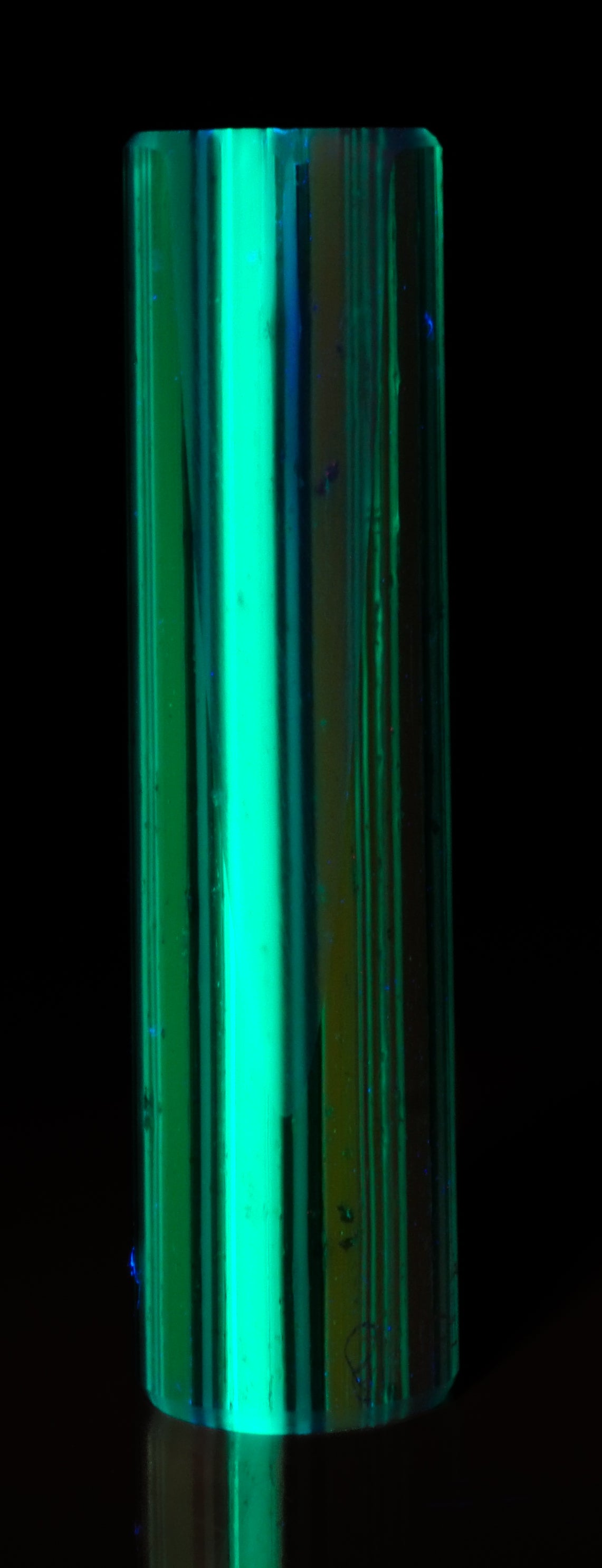 HERITAGE RAINBOW RETRO DICHRO UV || CONNOISSEURS HILUX FLAT-BILL || URANIUM UV REACTIVE GLASS
